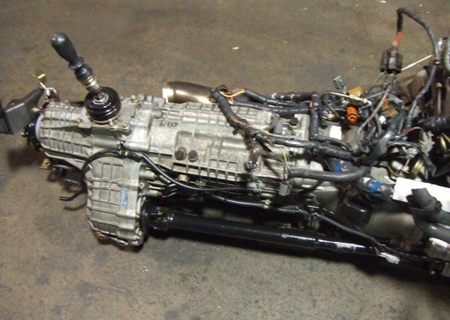 JDM NISSAN SKYLINE GTR RB26DETT R34 ENGINE WITH 6 SPEED GETRAG MT TRANSMISSION - Image 6